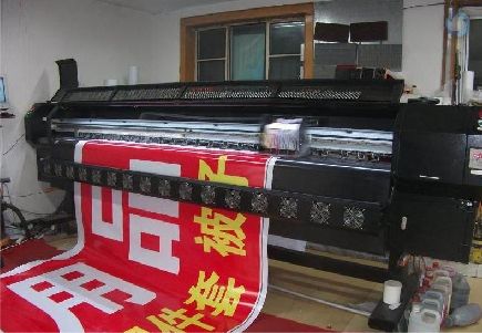  浚县喷绘广告分辨率是多少？